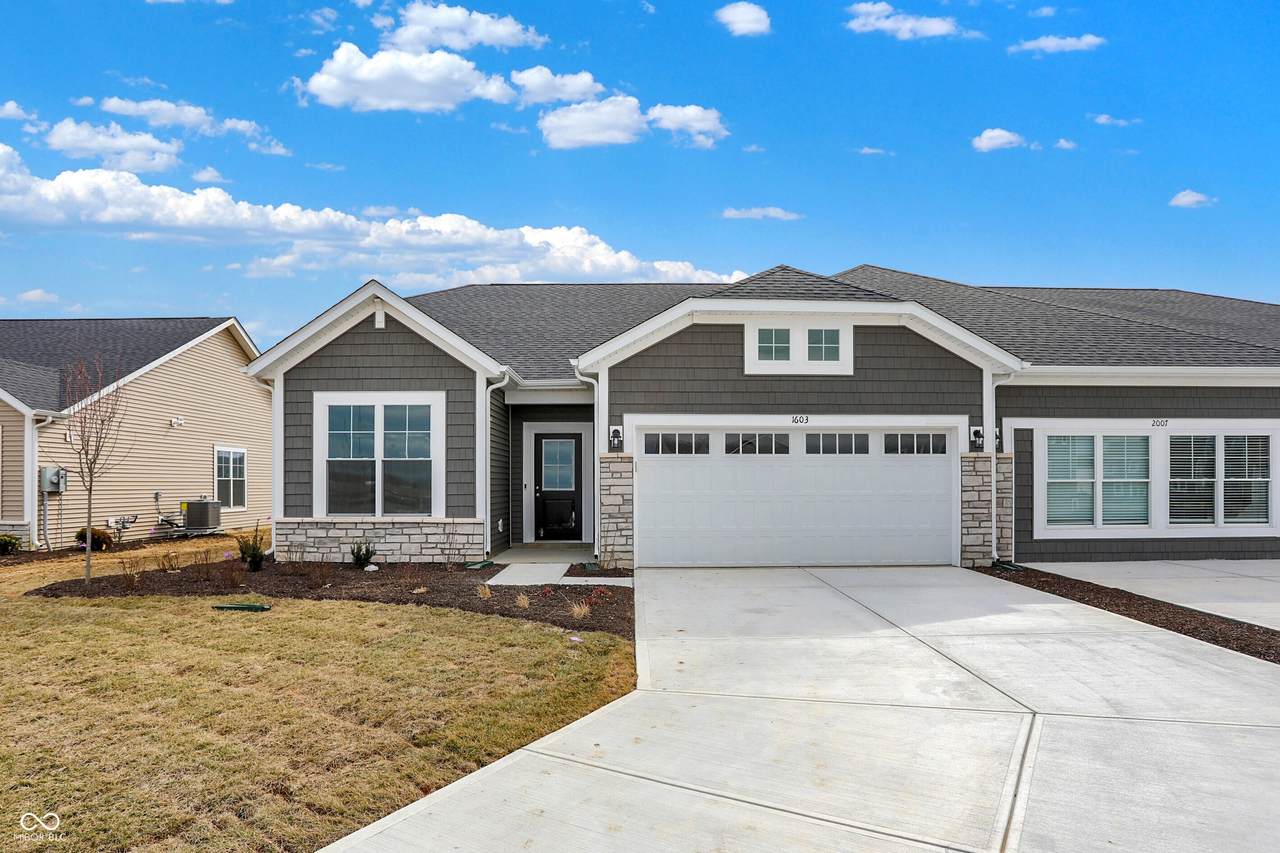 1603 Clover Crossing Drive - Photo 1