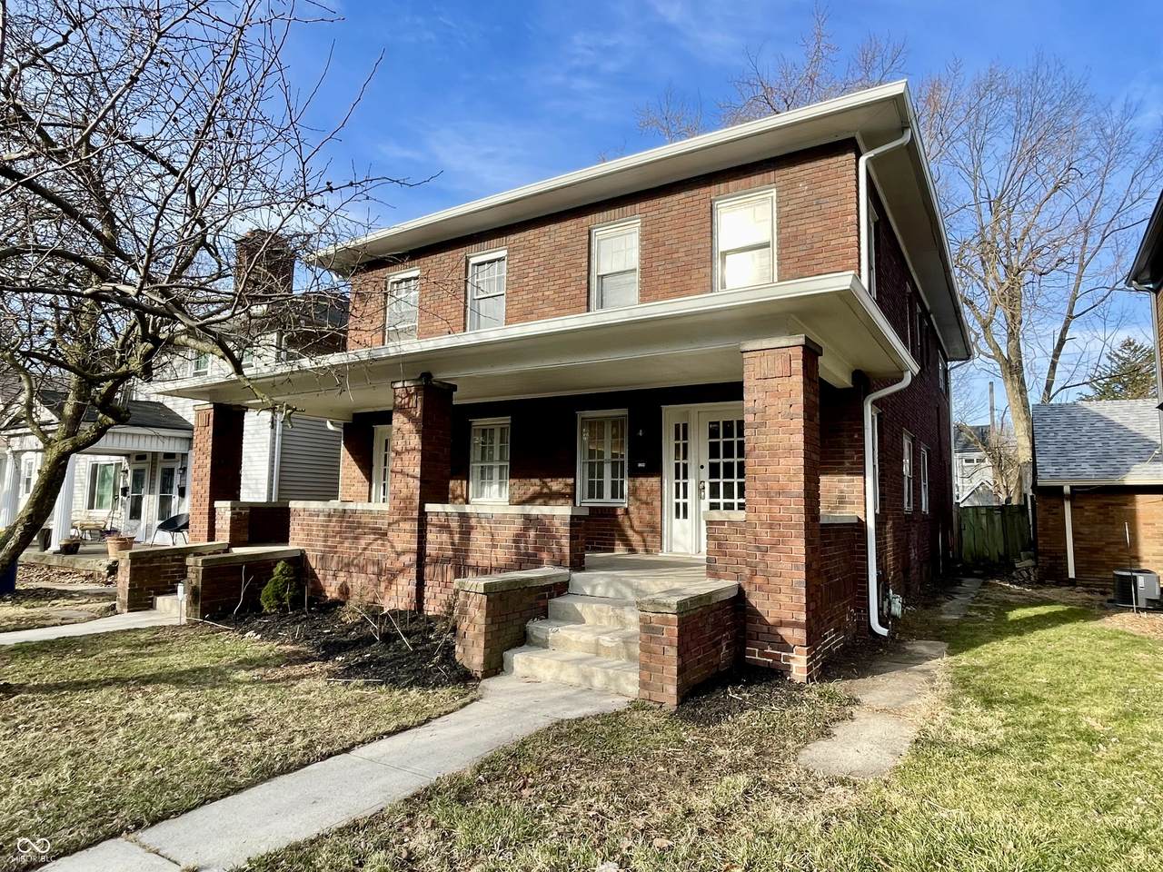 5262 College Avenue - Photo 1