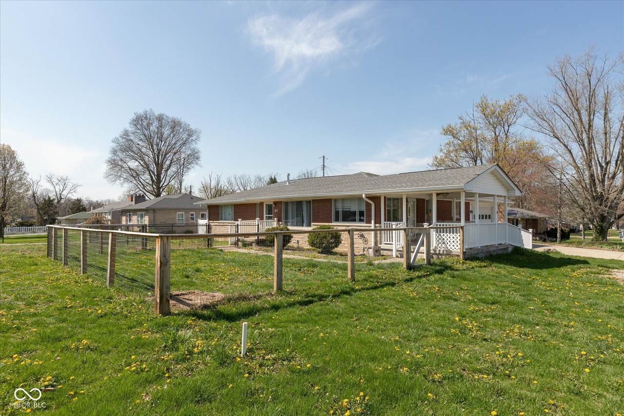 817 Shadowlawn Avenue - Photo 1