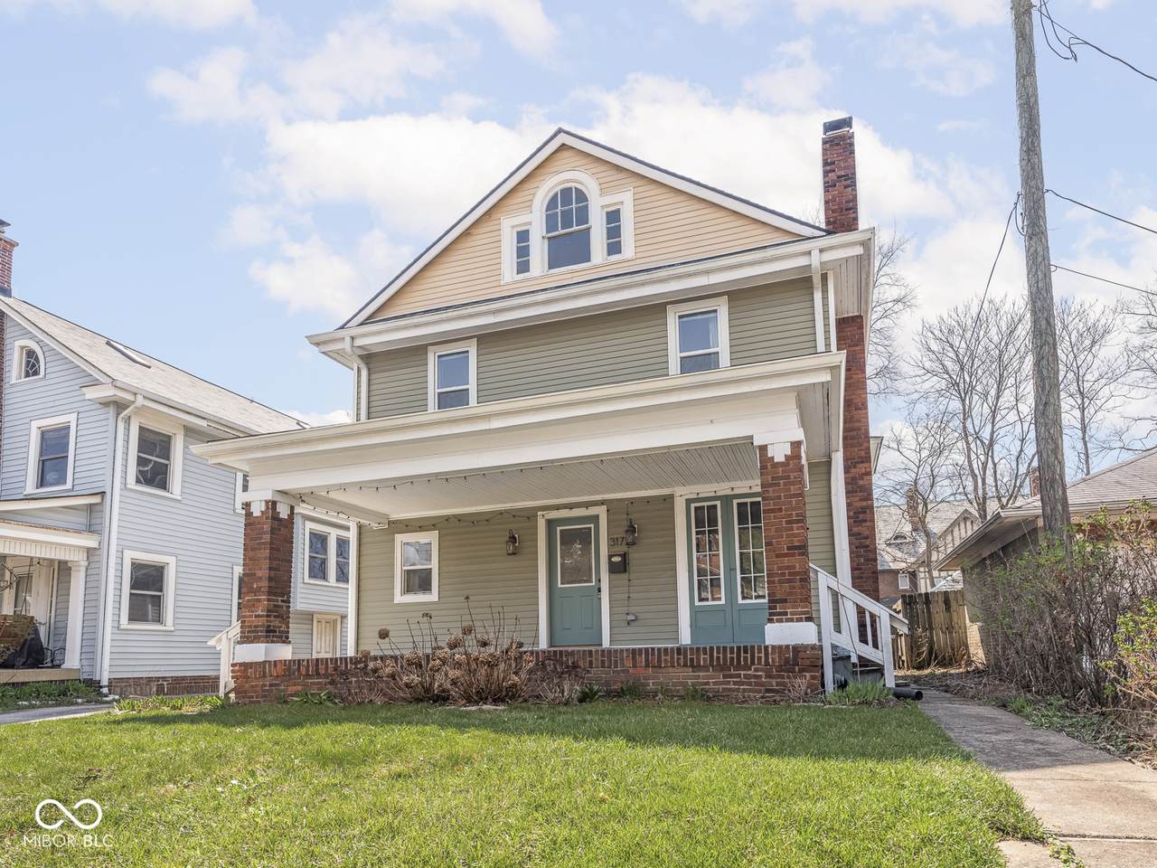 317 37th Street - Photo 1