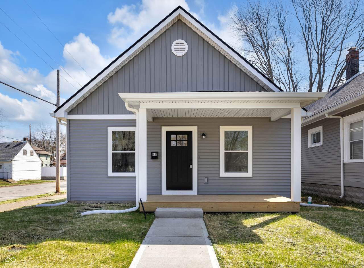 2041 Dexter Street - Photo 1