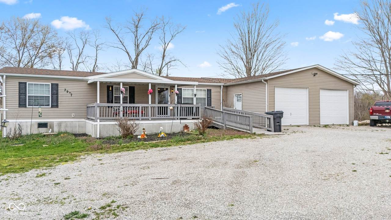 3977 Abbey Way - Photo 1