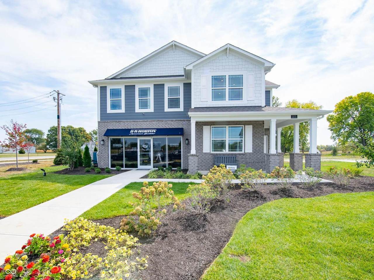 1571 Beyers Street - Photo 1