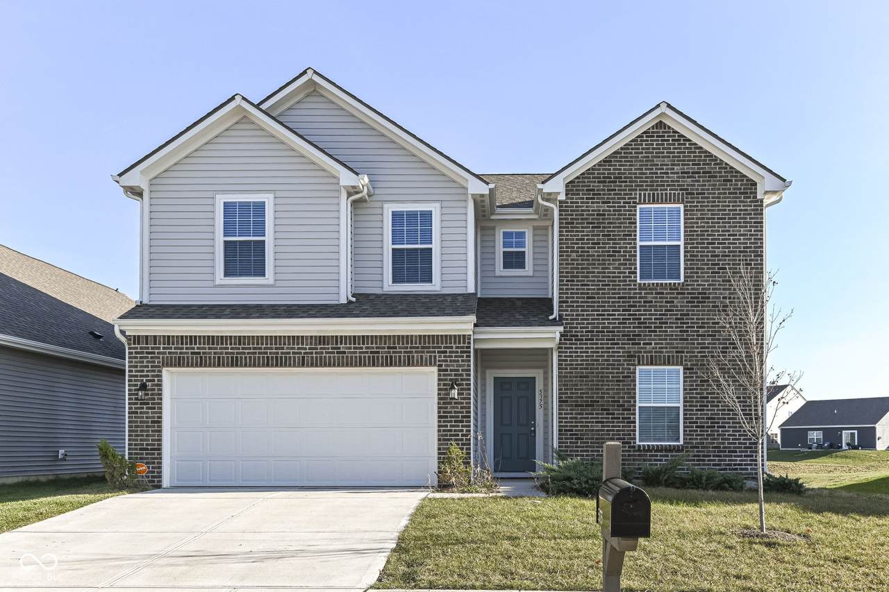 5375 Maywood Drive - Photo 1
