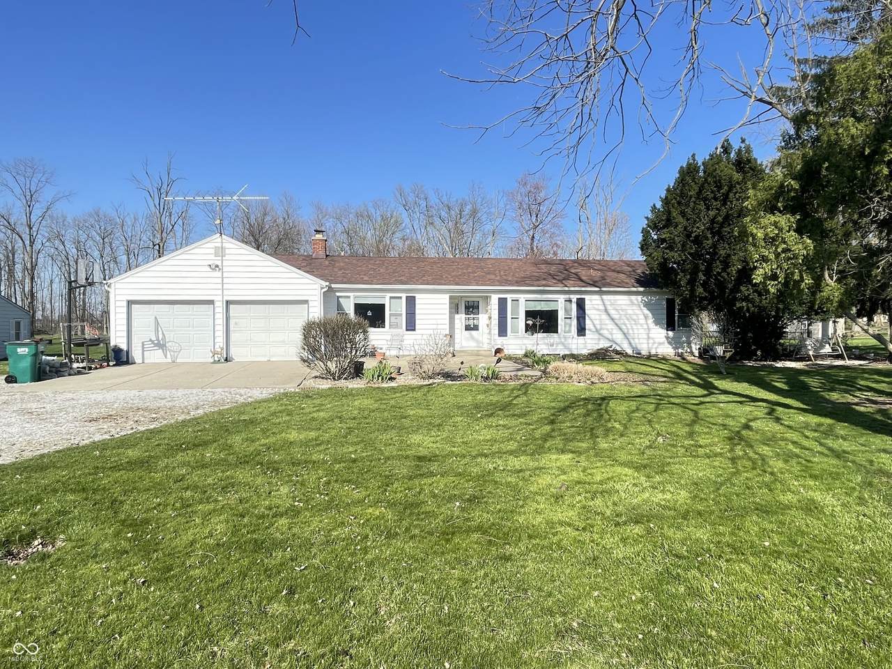 2575 Indianapolis Road - Photo 1