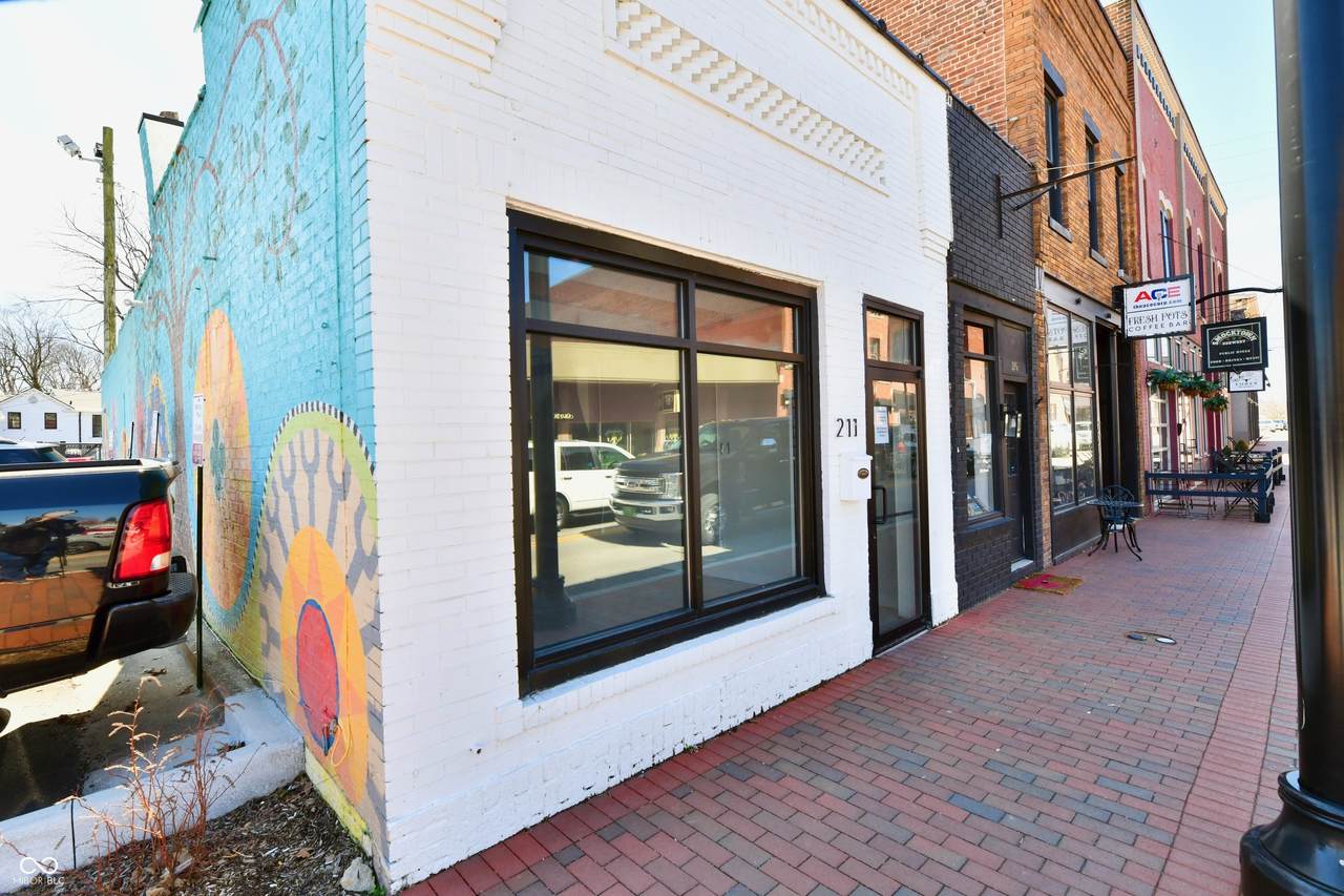 211 Main Street - Photo 1