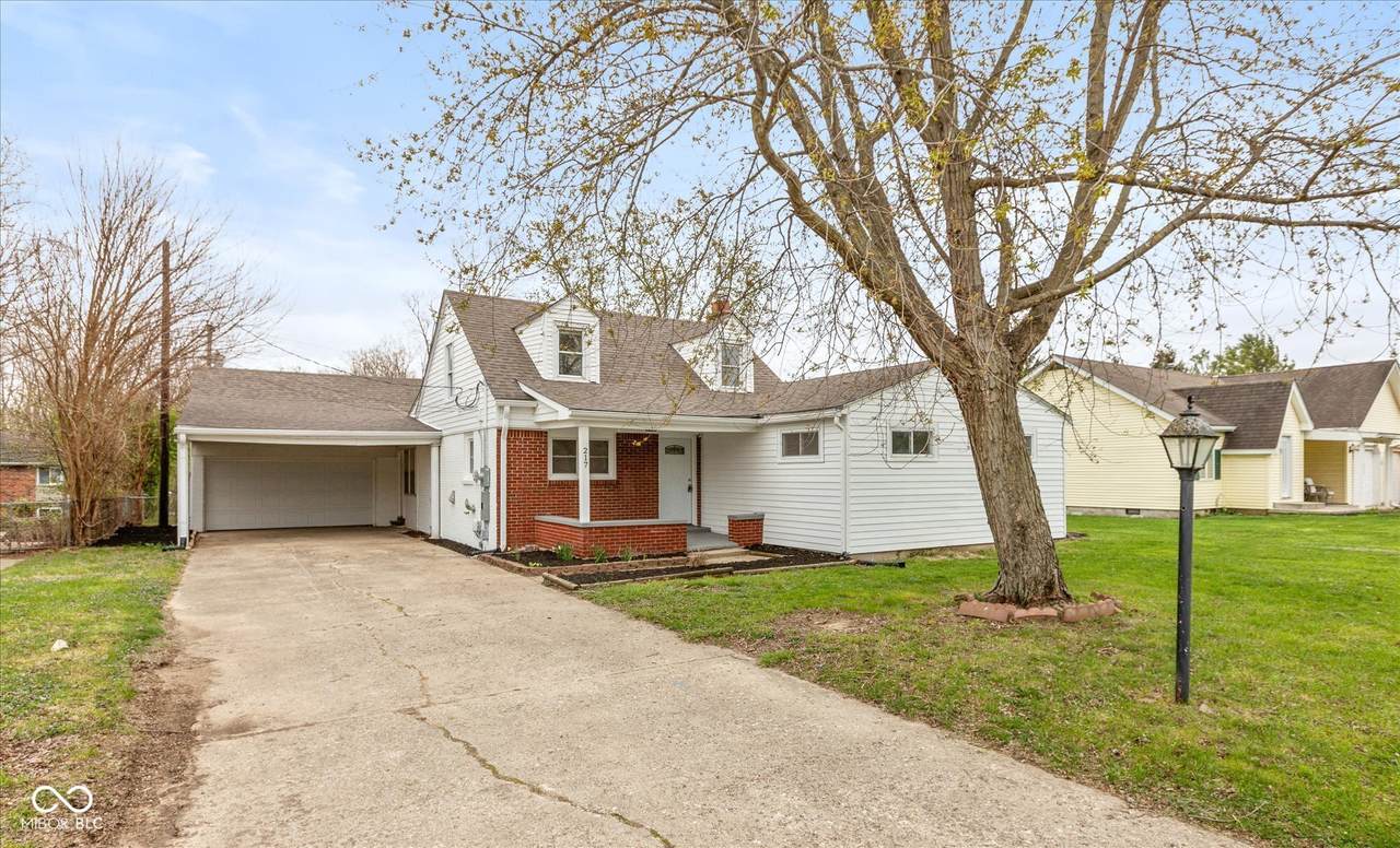 217 Eikenberry Street - Photo 1