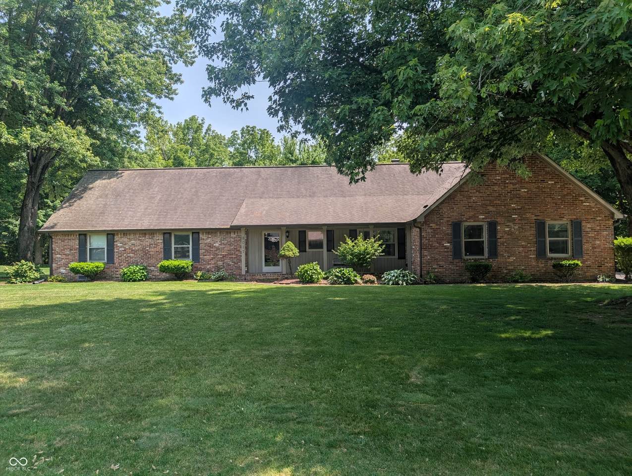 8017 Dogwood Court - Photo 1
