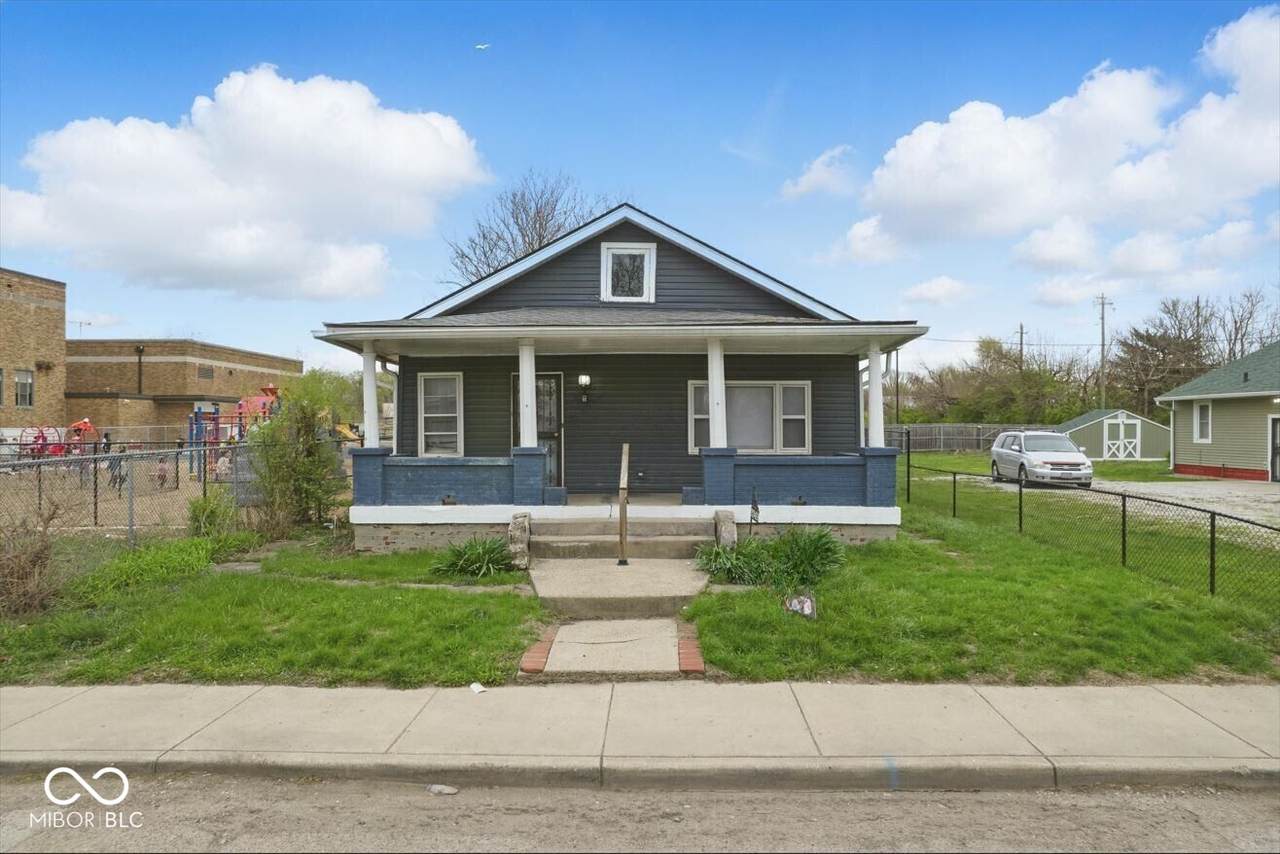 2349 Indianapolis Avenue - Photo 1