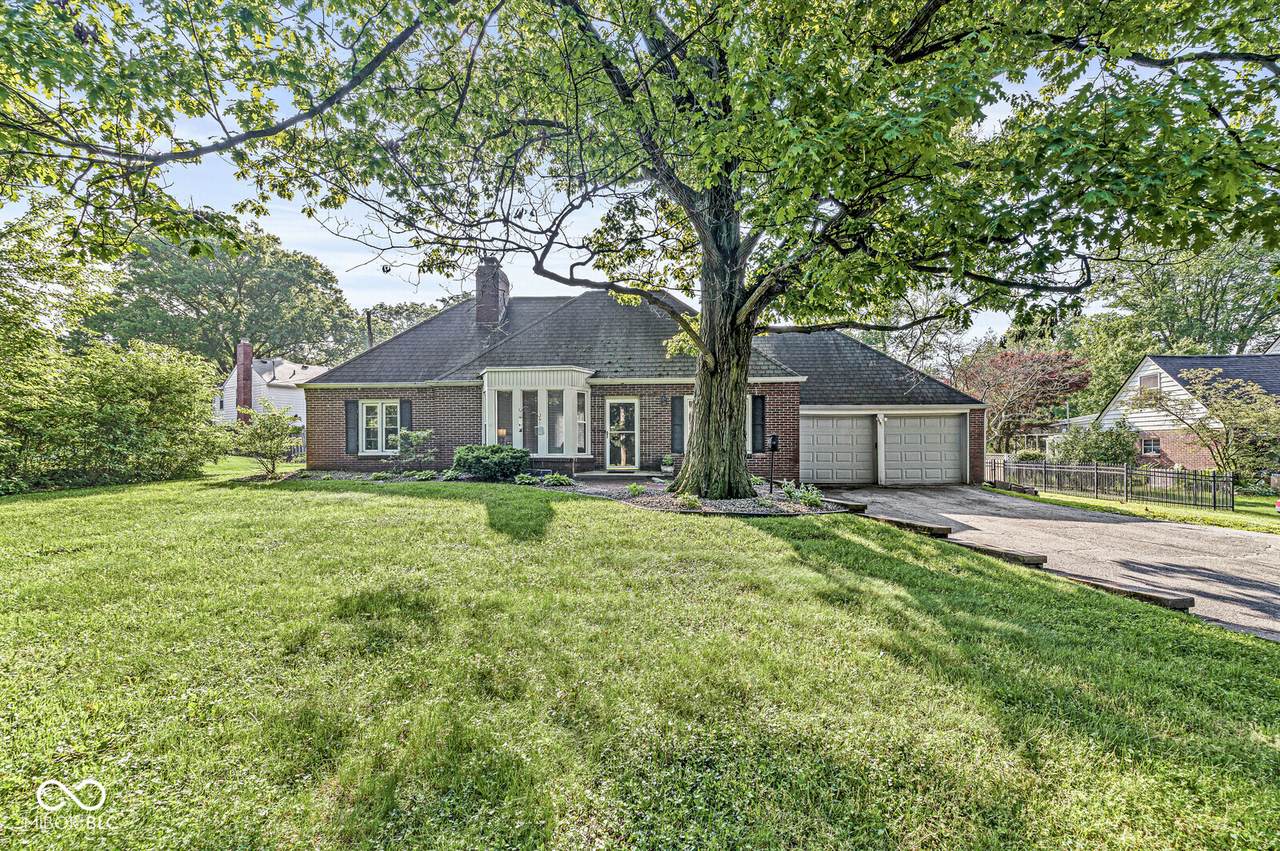 5747 Allisonville Road - Photo 1