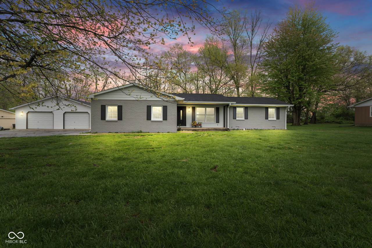 240 Colony Acres Drive - Photo 1