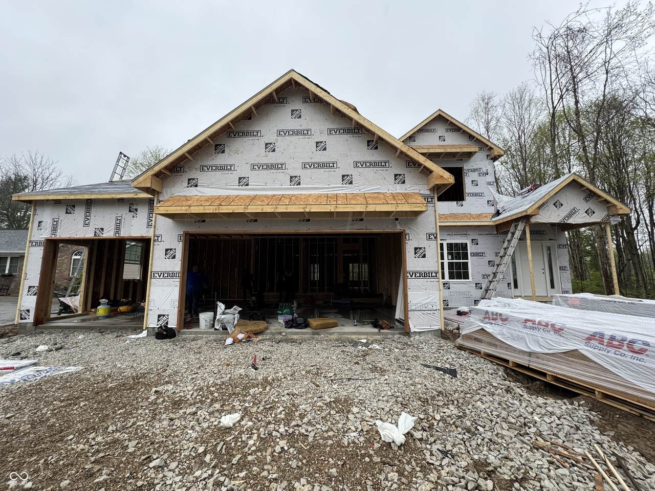 464 Mill Springs - Photo 1