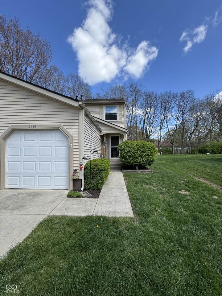 9415 Timber View Drive - Photo 1