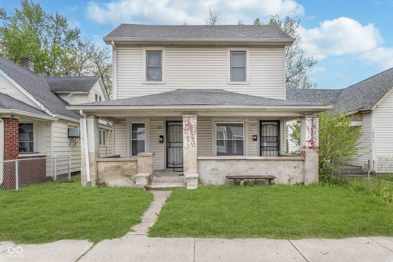 733 25th Street - Photo 1