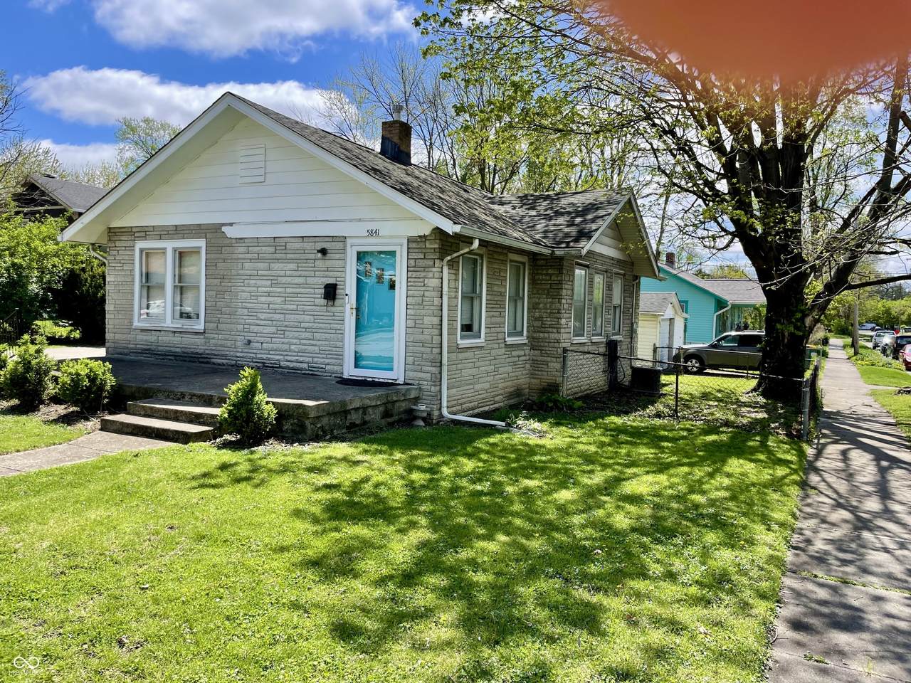 5841 Julian Avenue - Photo 1