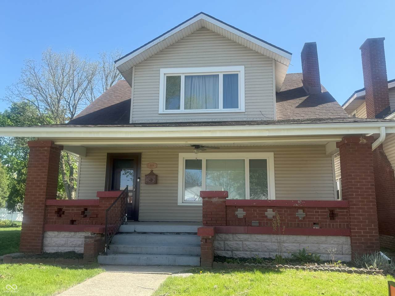 919 Main Street - Photo 1