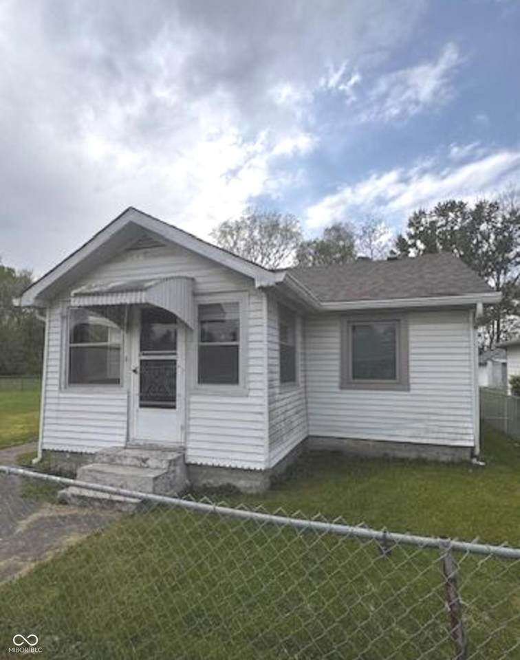 2414 Rybolt Avenue - Photo 1