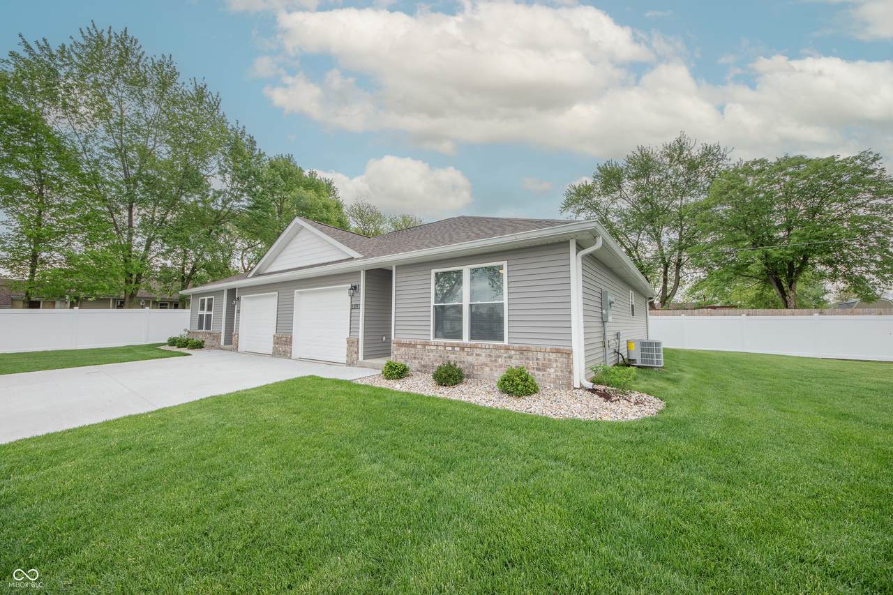 1491 Coen Court - Photo 1