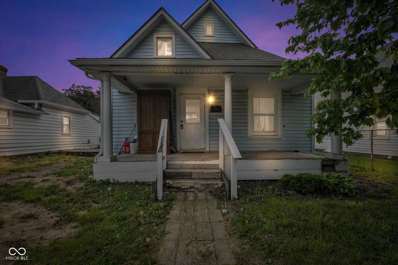 1617 Kelly Street - Photo 1