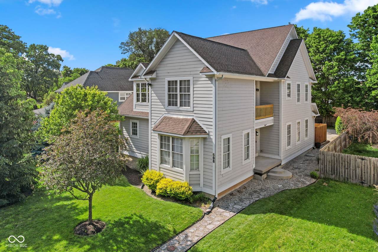 608 East 21st Street - Photo 1