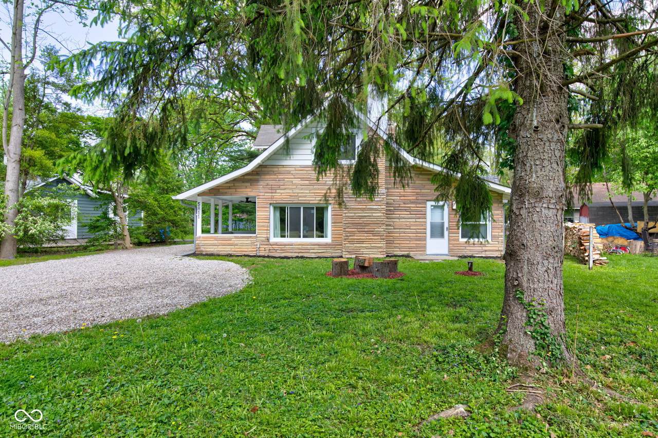 5811 King Avenue - Photo 1