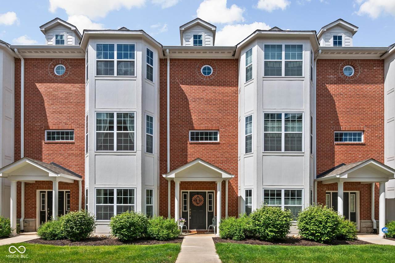 863 Park Trail Drive - Photo 1