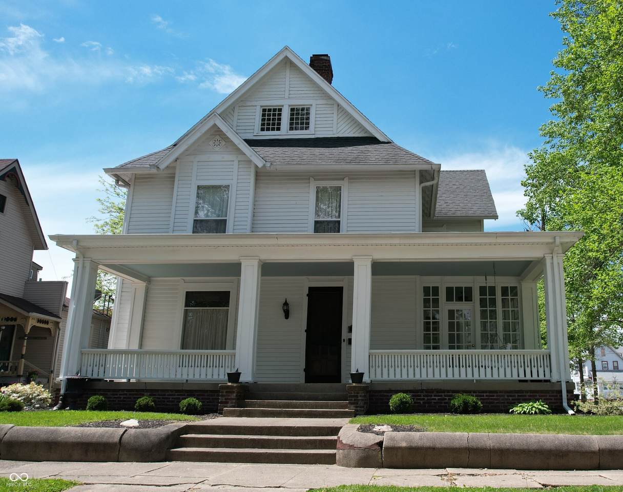 401 Water Street - Photo 1