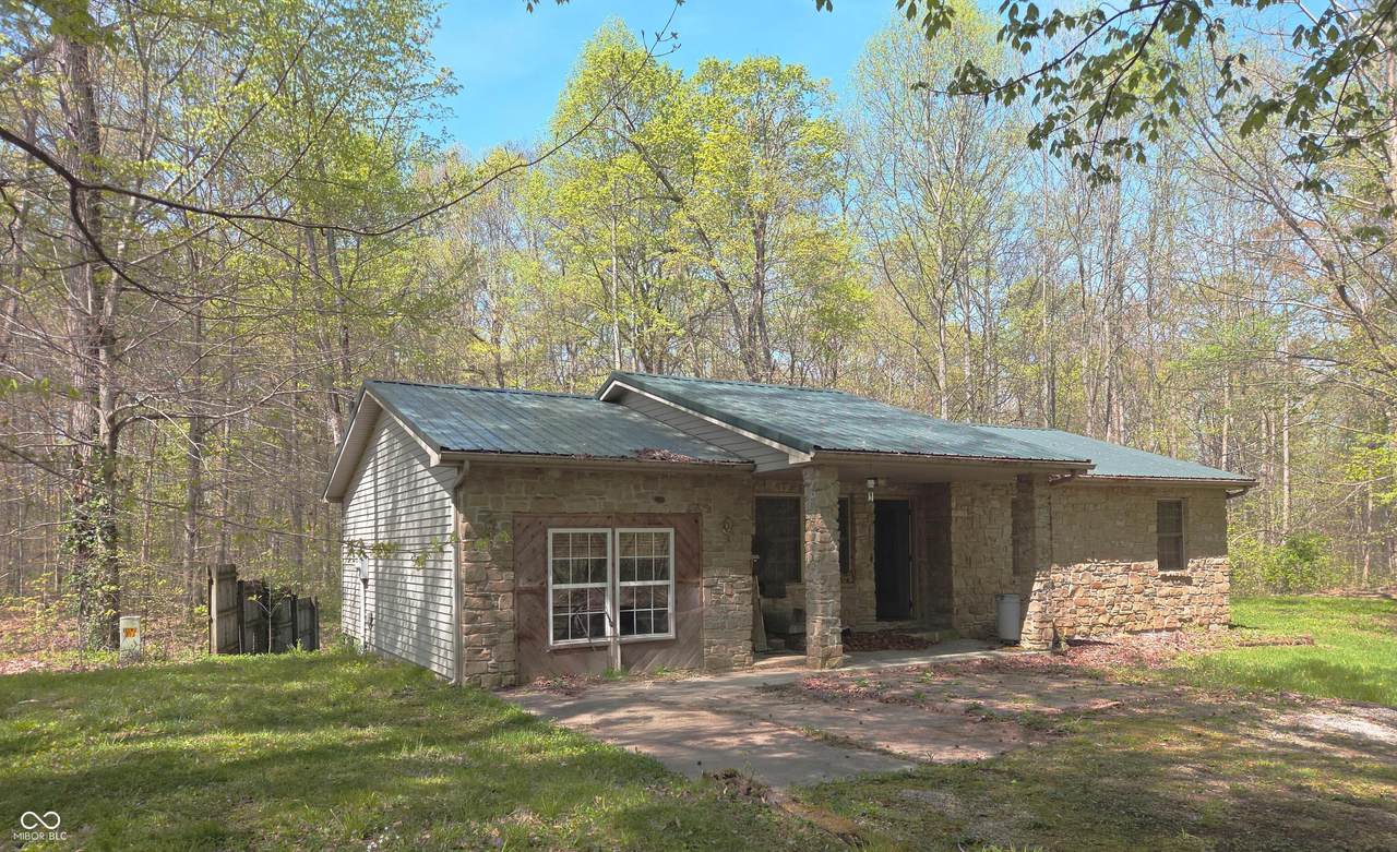 885 Norkay Street - Photo 1