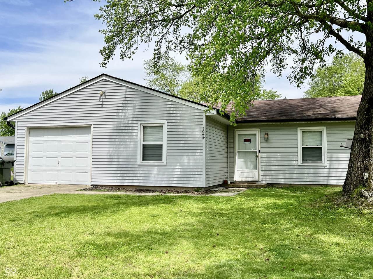 124 Brookside Drive - Photo 1