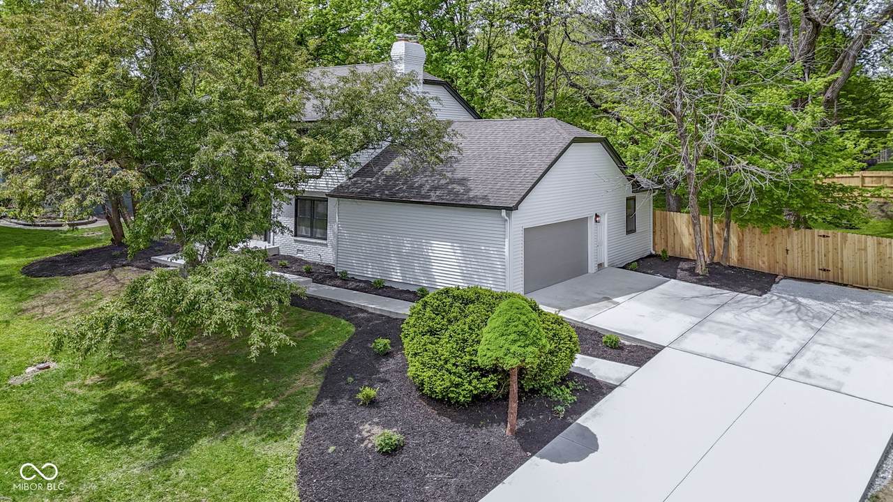 16 Maplecrest Drive - Photo 1