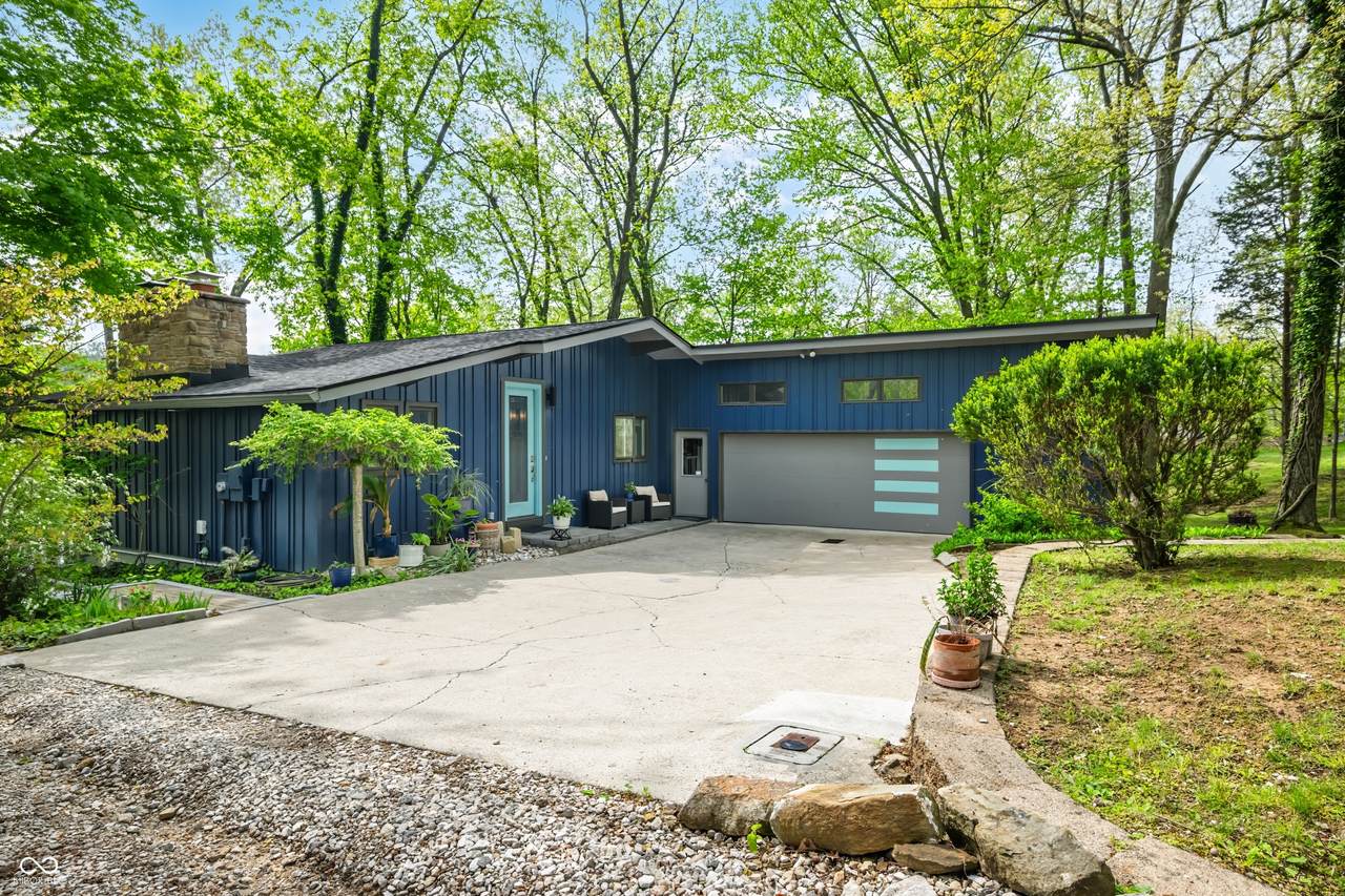 7753 Ivy Drive - Photo 1
