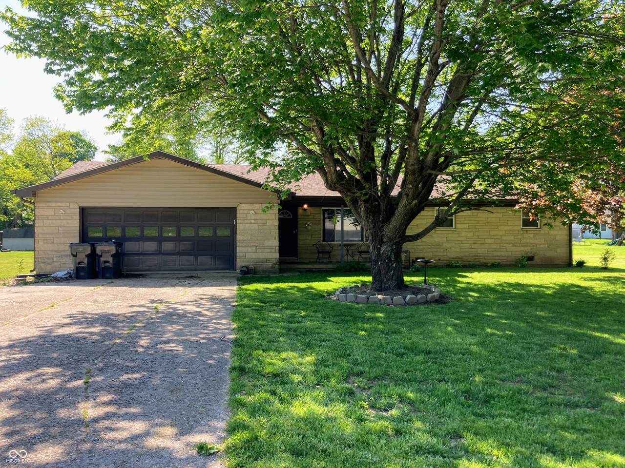 8410 Woodlawn Drive - Photo 1