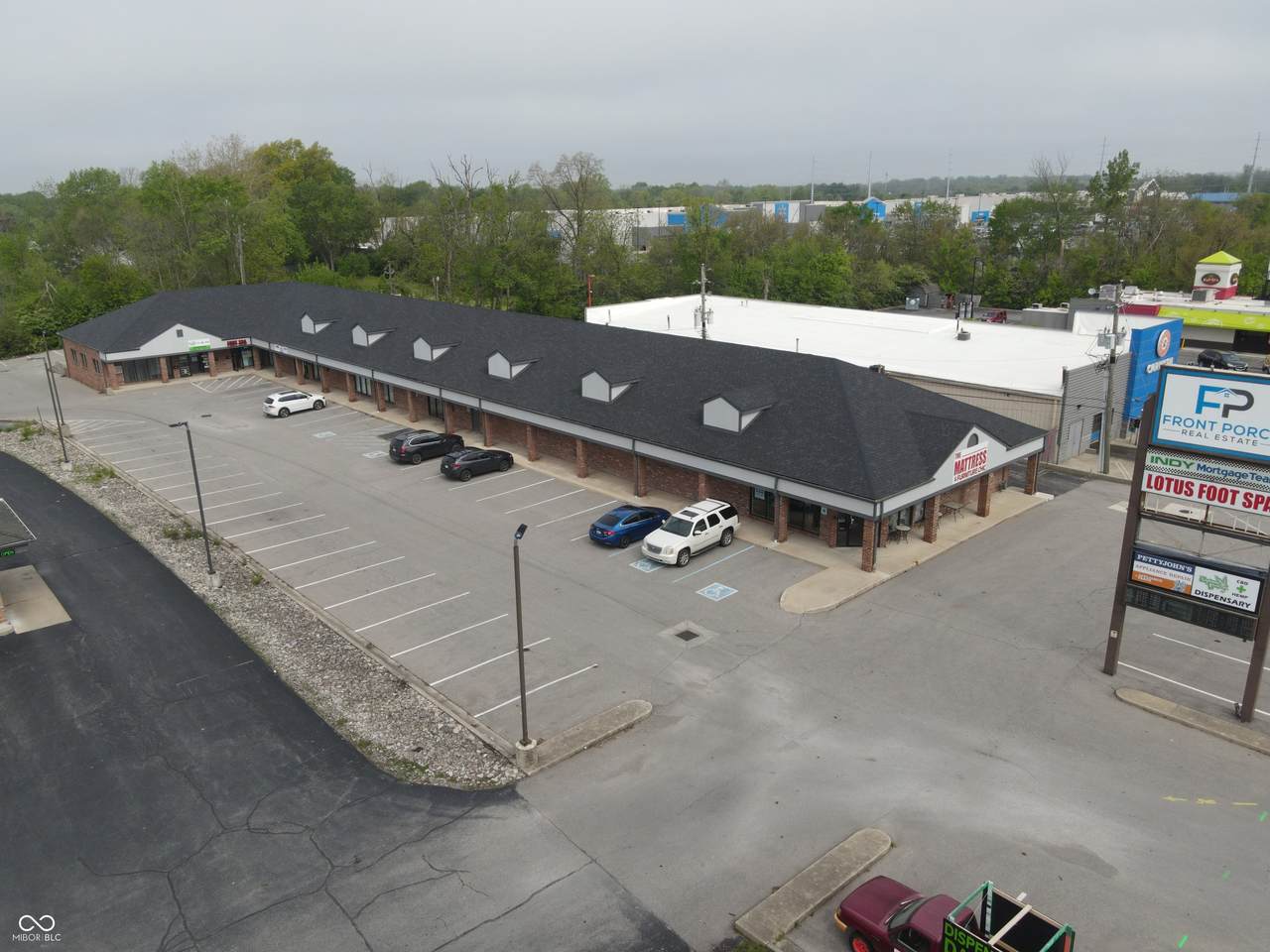 4770 Emerson Avenue - Photo 1