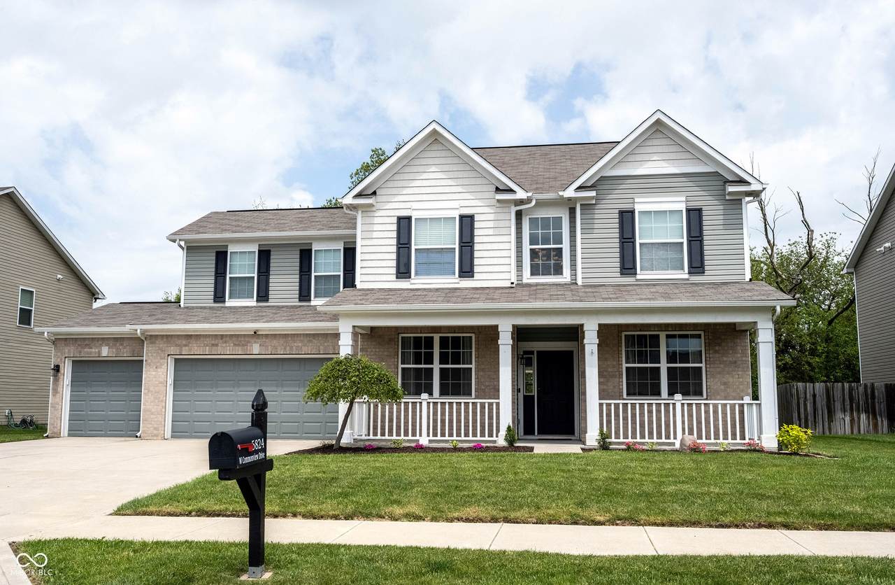 5824 Commonview Drive - Photo 1