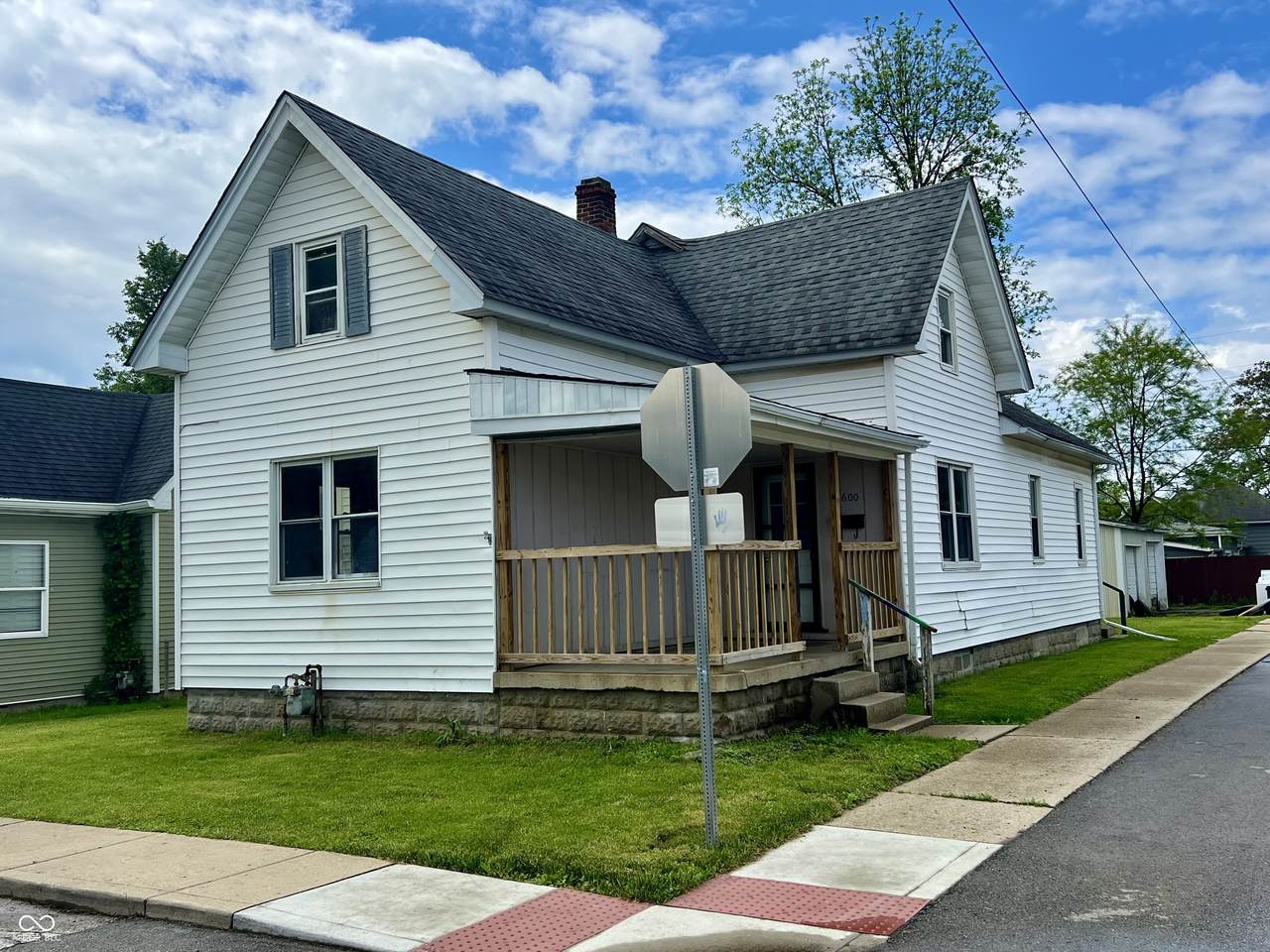 600 Oak Street - Photo 1
