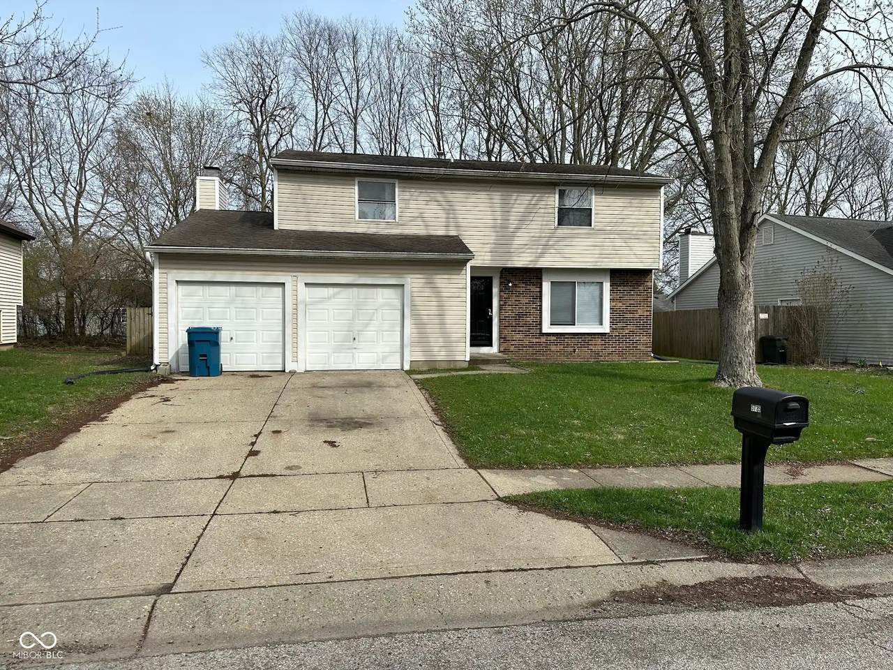 5735 Liberty Creek Drive - Photo 1