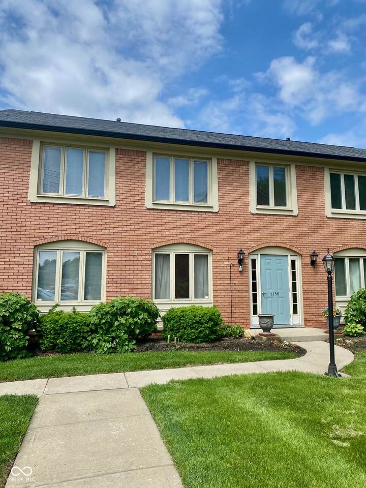 1150 Canterbury Court - Photo 1