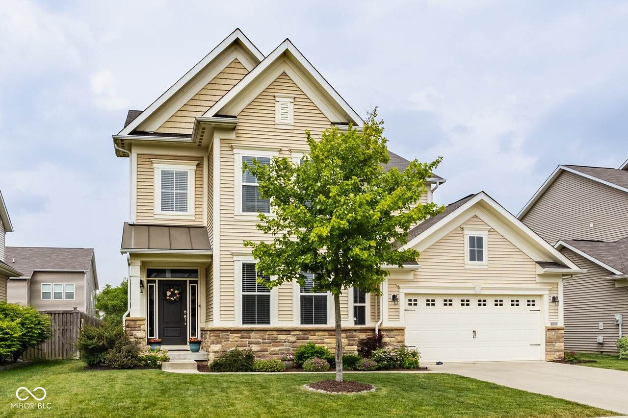 7824 Hedgehop Drive - Photo 1