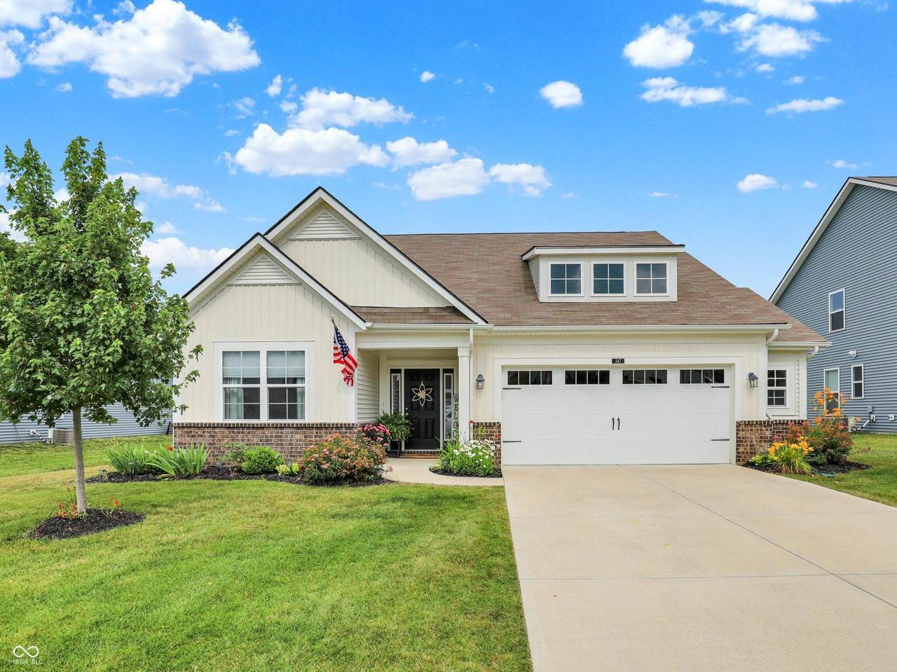 247 Verdant Drive - Photo 1