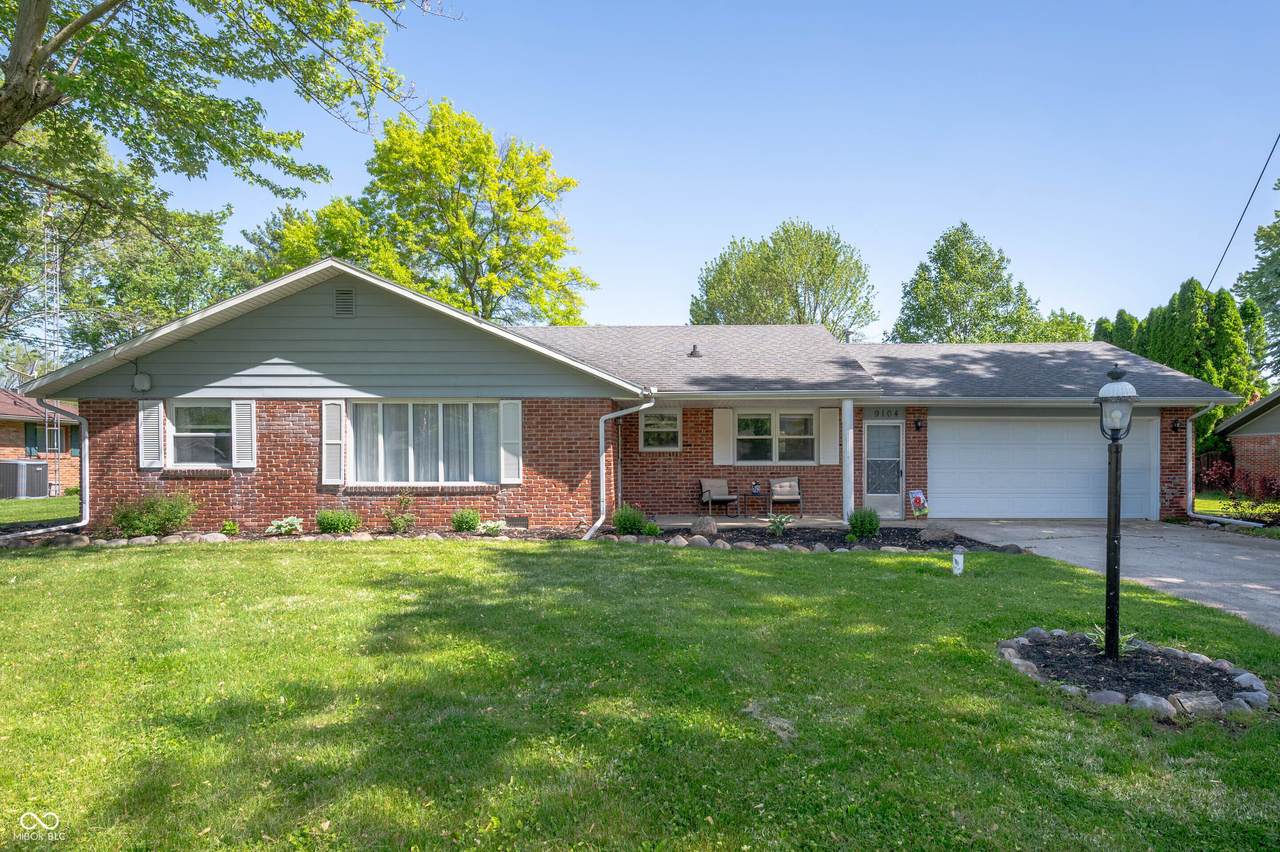 9104 Lone Beech Drive - Photo 1