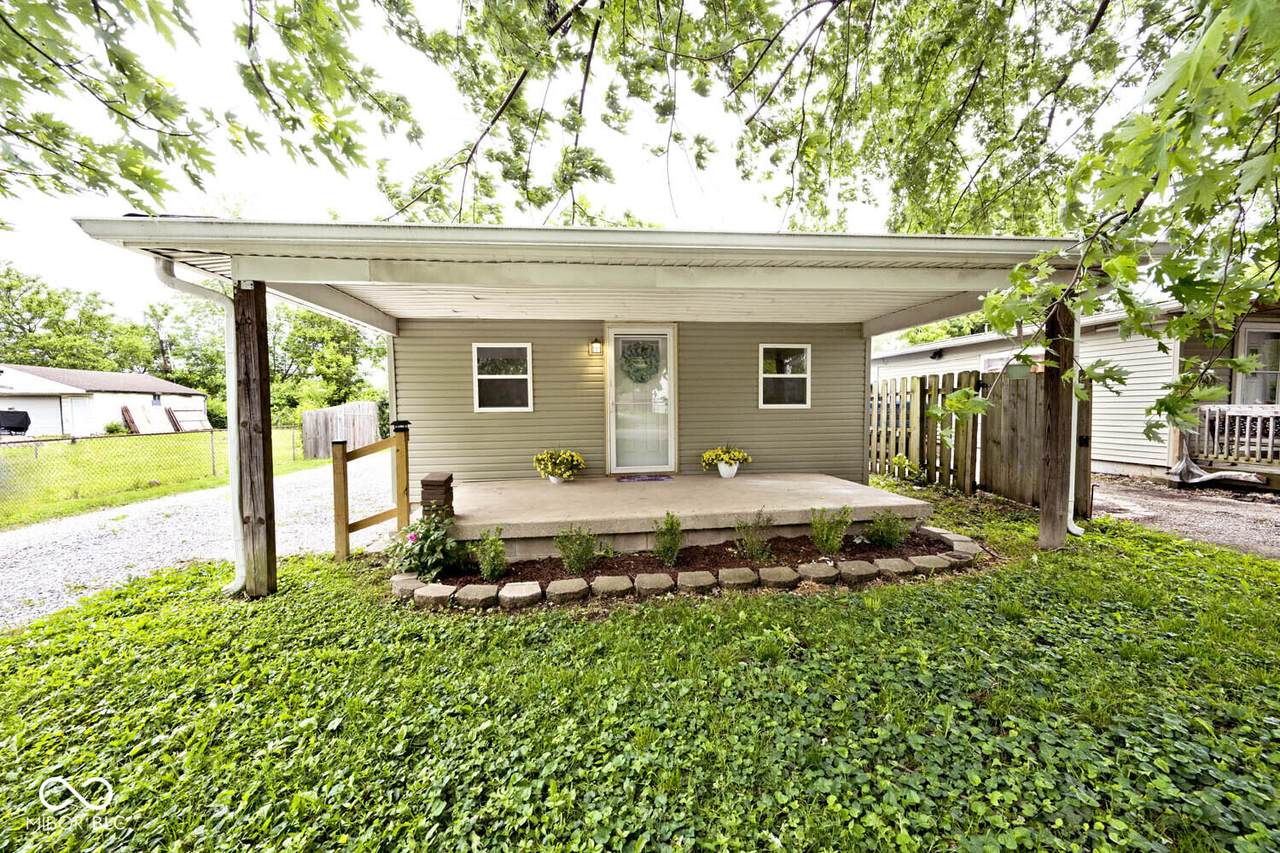 4910 Caven Street - Photo 1