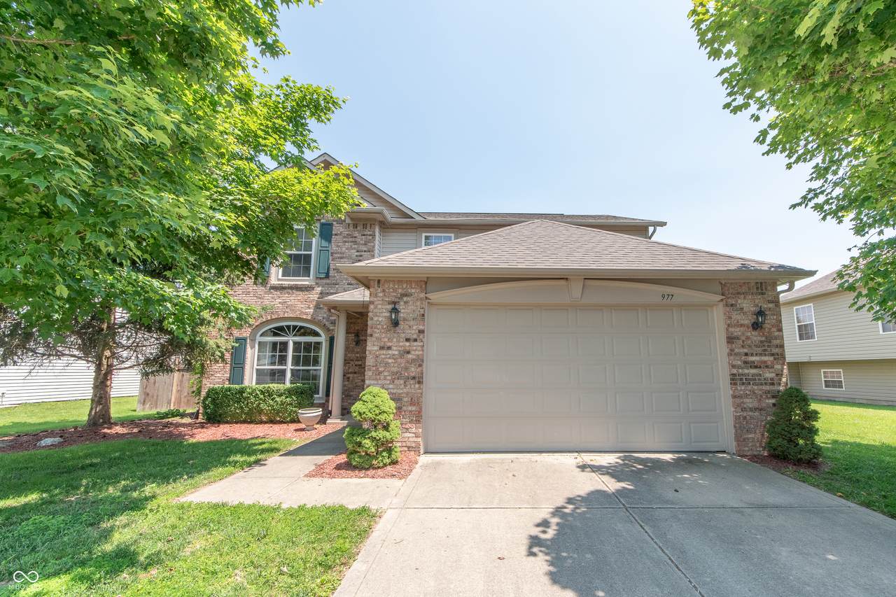 977 Canary Creek Drive - Photo 1