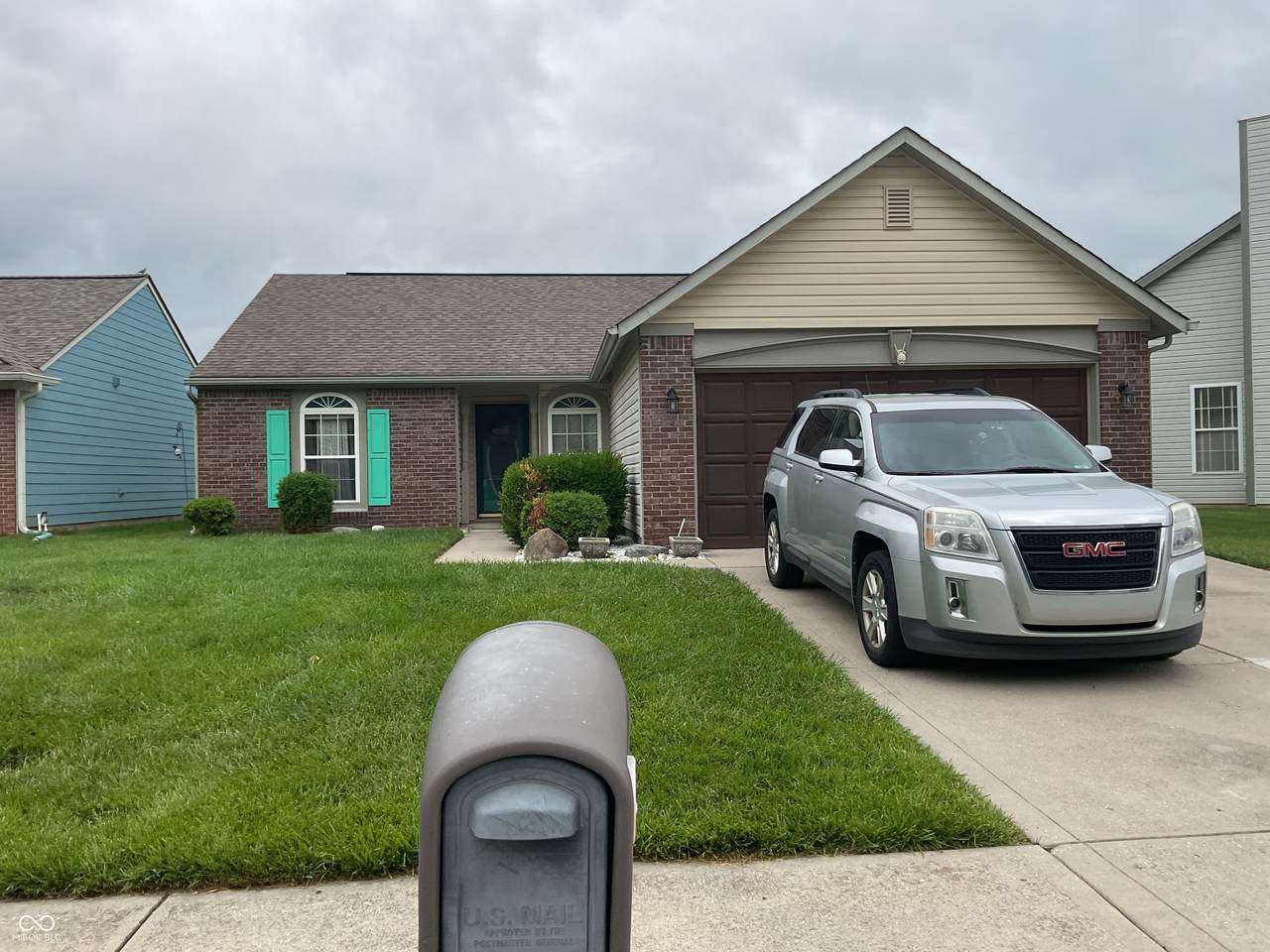 540 Cahill Lane - Photo 1