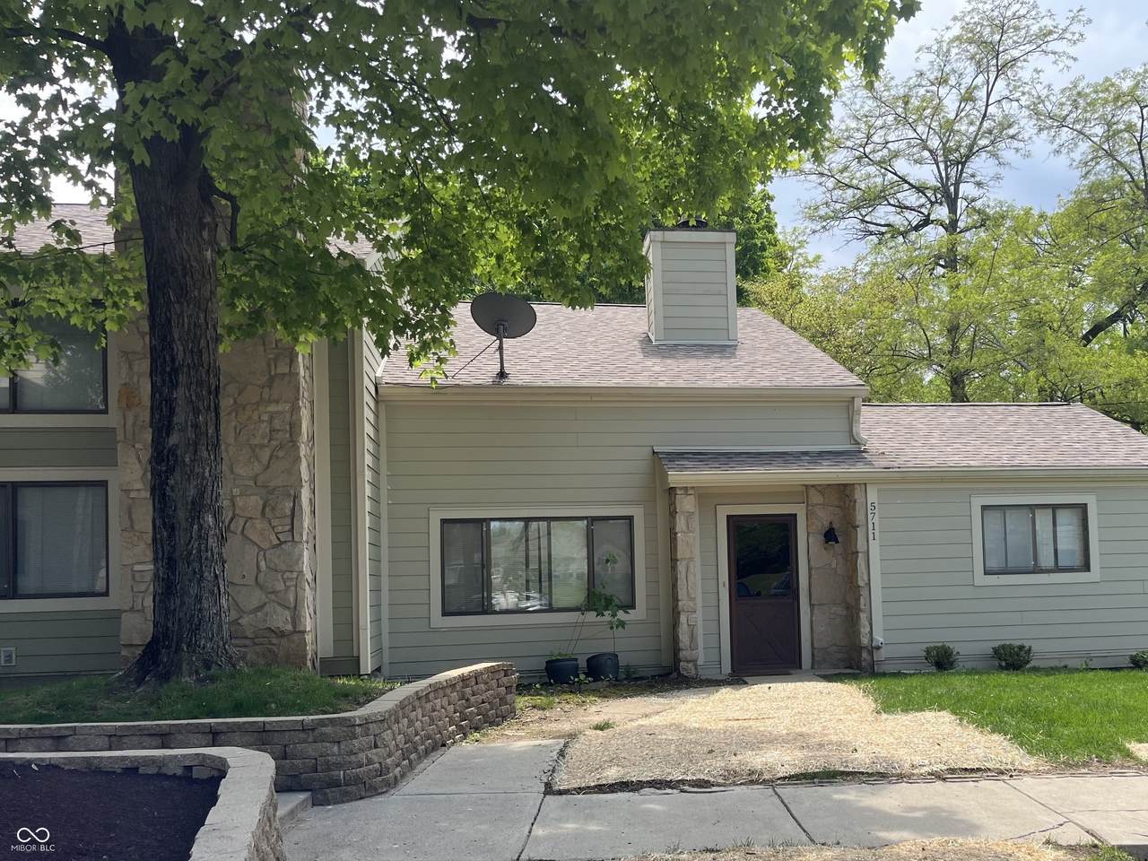 5711 Bradston Way - Photo 1