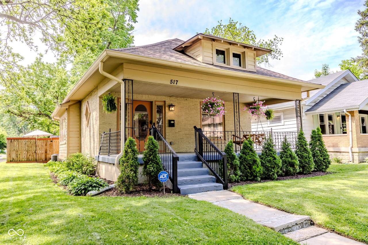 517 Bernard Avenue - Photo 1