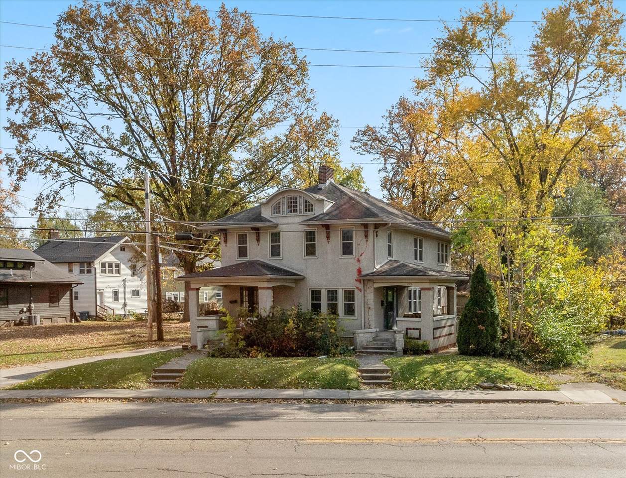 1015 Fairfield Avenue - Photo 1