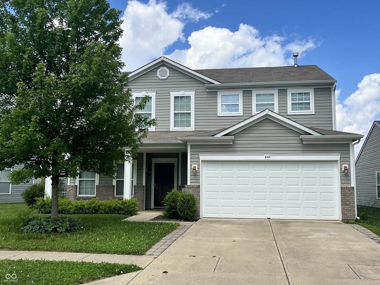 842 Westpointe Drive - Photo 1