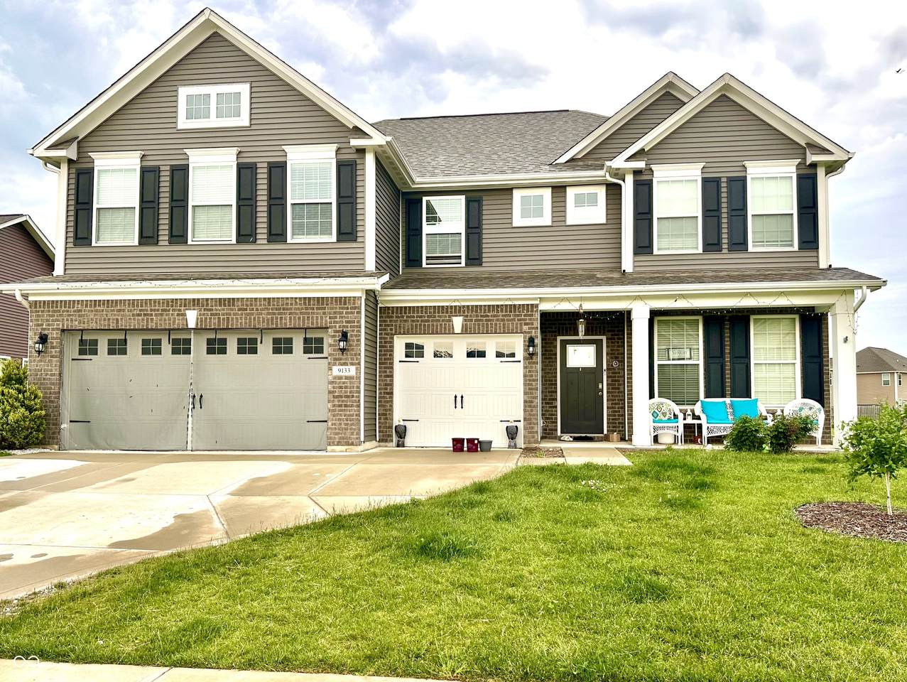 9133 Thames Drive - Photo 1
