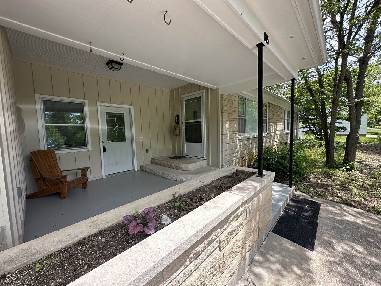 815 Rose Avenue - Photo 1