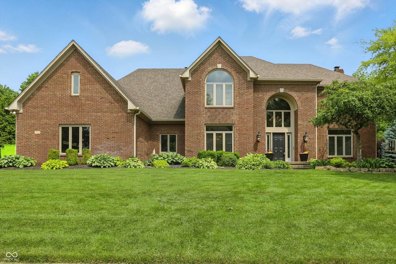 5419 Cayman Drive - Photo 1